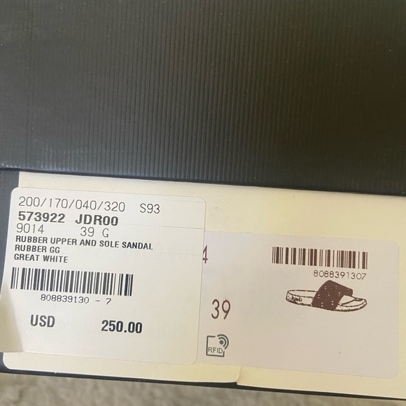 Gucci slides - Picture 4 of 11
